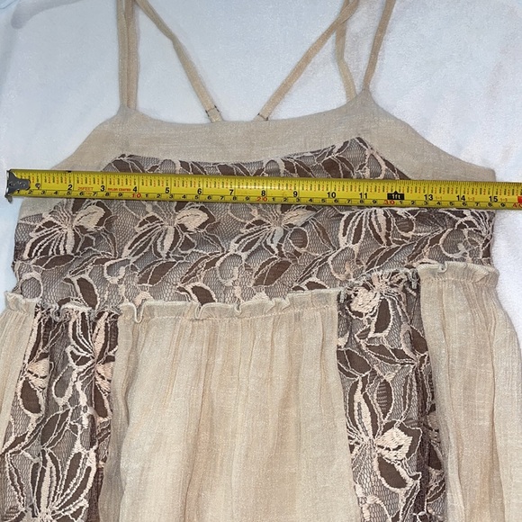Altar’d State Women’s Tan Gauze with Tan/Brown Appliqué Floral Print Size Medium - Picture 7 of 10